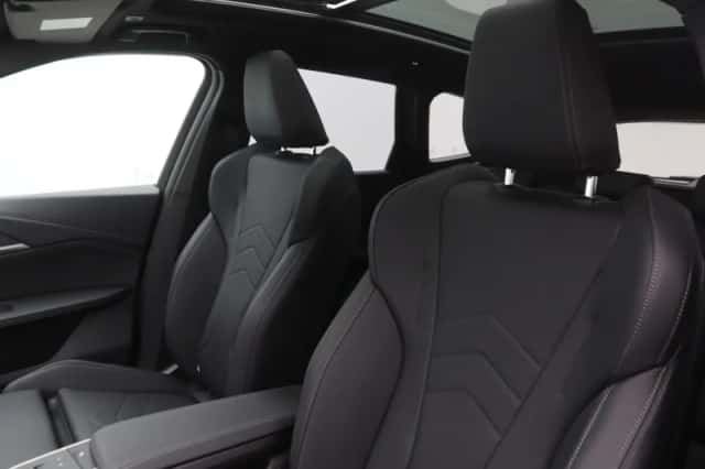 BMW X1 (2025) thumbnail 5