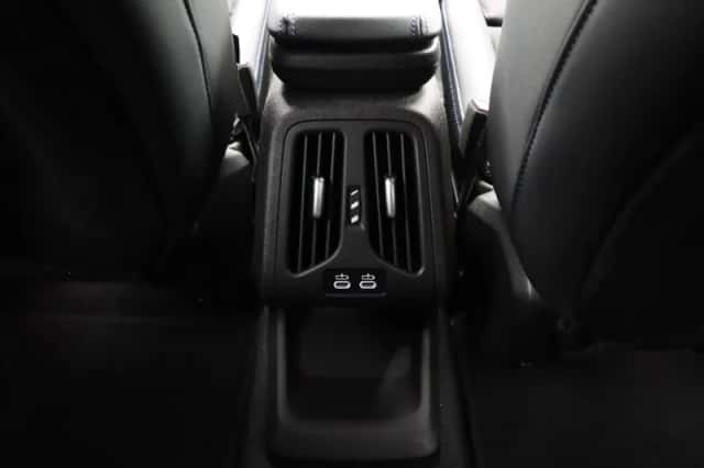 BMW iX1 (2025) thumbnail 19