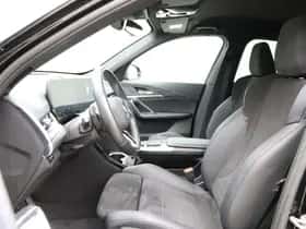 BMW iX1 (2025) thumbnail 5