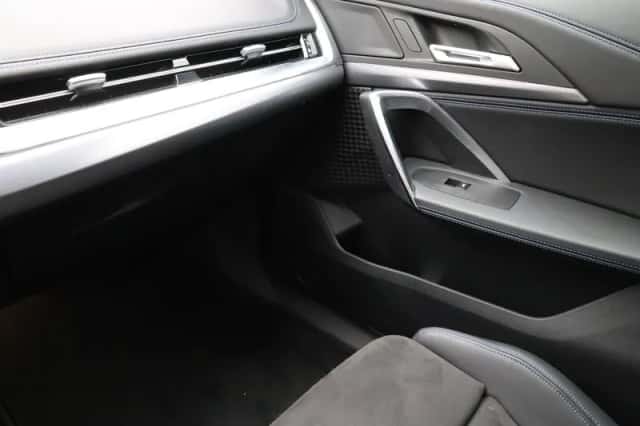 BMW X1 (2025) thumbnail 14