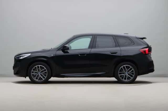 BMW iX1 (2025) thumbnail 12