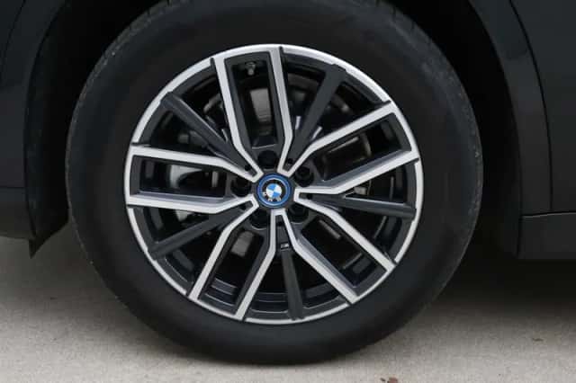 BMW iX1 (2025) thumbnail 20