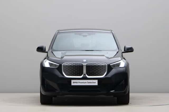 BMW iX1 (2025) thumbnail 6