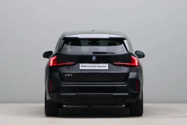 BMW iX1 (2025) thumbnail 10
