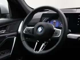 BMW X1 (2025) thumbnail 2