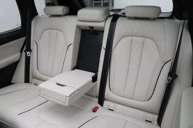 BMW X5 (2026) thumbnail 17
