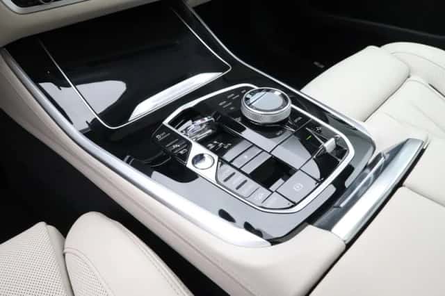 BMW X5 (2026) thumbnail 18