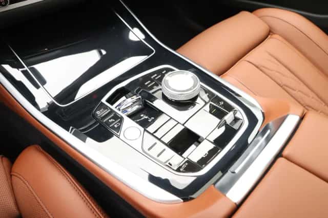 BMW X5 (2026) thumbnail 15