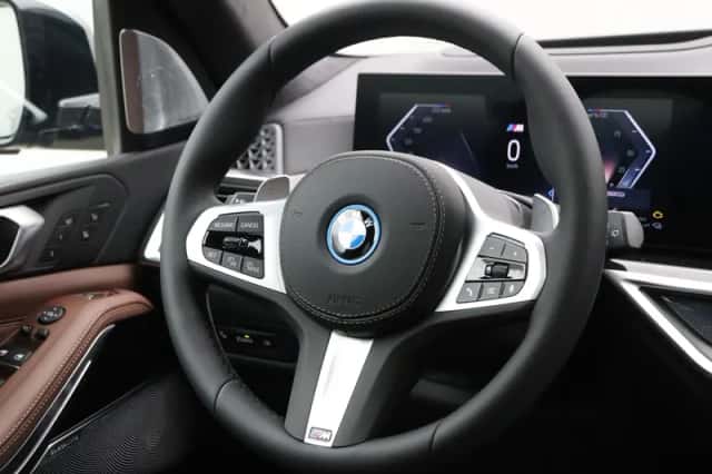 BMW X5 (2026) thumbnail 2