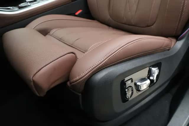 BMW X5 (2026) thumbnail 16