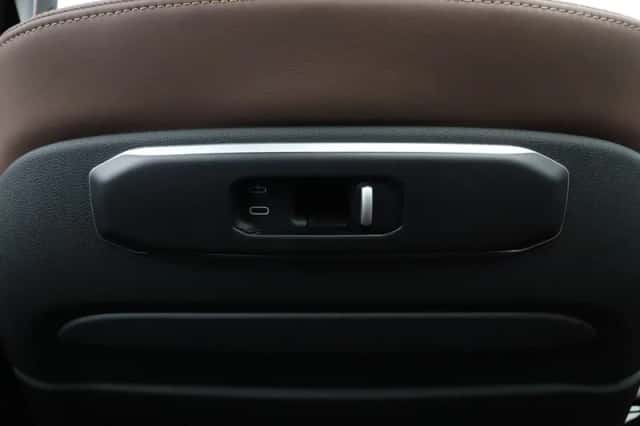 BMW X5 (2026) thumbnail 26