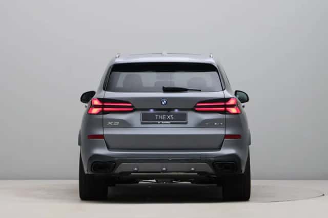 BMW X5 (2026) thumbnail 10