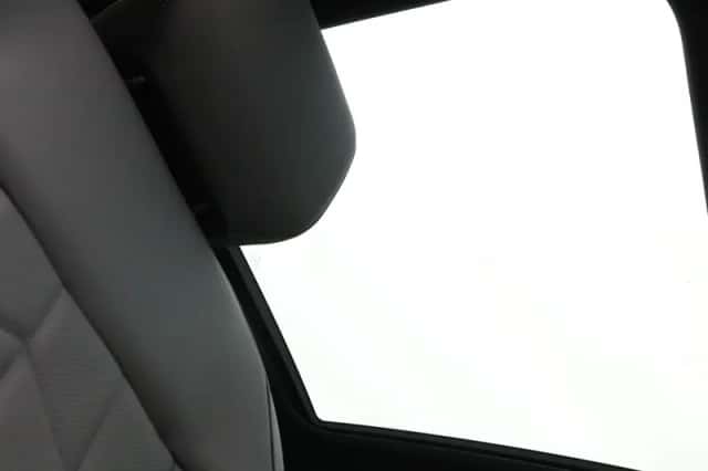 BMW i5 (2026) thumbnail 24