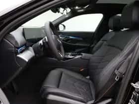 BMW i5 (2026) thumbnail 5