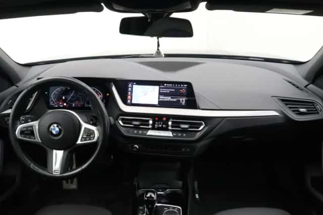 BMW 1-Serie (2023) thumbnail 12