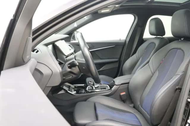 BMW 1-Serie (2023) thumbnail 4