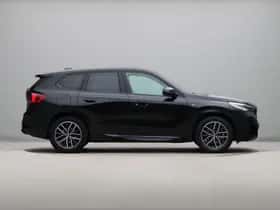 BMW iX1 (2023) thumbnail 7