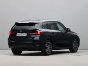 BMW iX1 (2023) thumbnail 8