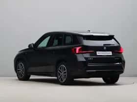 BMW iX1 (2023) thumbnail 10