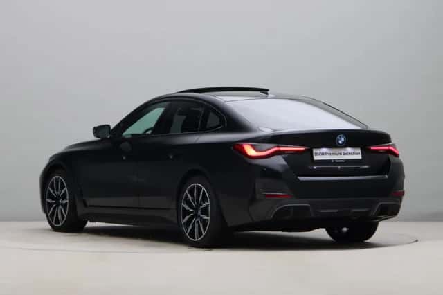 BMW i4 (2022) thumbnail 12