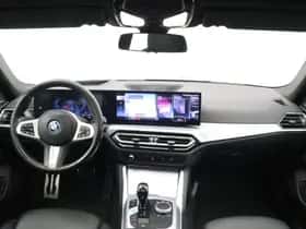 BMW i4 (2022) thumbnail 13