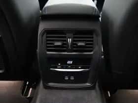BMW i4 (2022) thumbnail 18