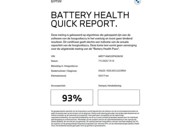 BMW i4 (2022) thumbnail 3