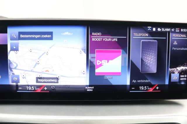 BMW i4 (2022) thumbnail 28