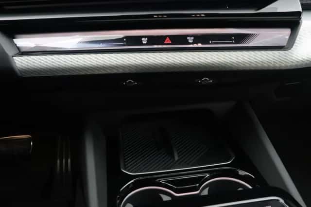 BMW i5 (2026) thumbnail 14