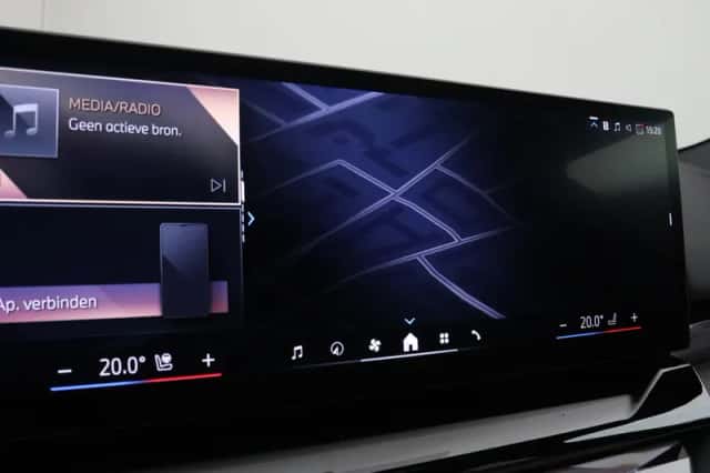 BMW i5 (2026) thumbnail 29