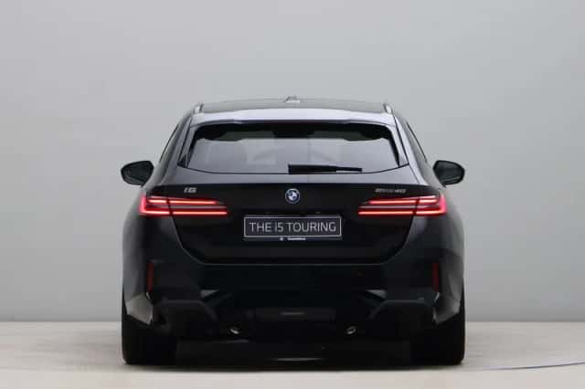 BMW i5 (2026) thumbnail 10