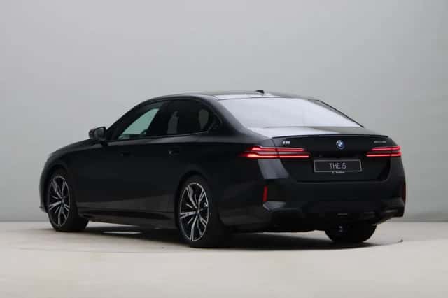 BMW i5 (2026) thumbnail 11