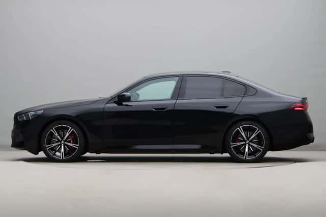 BMW i5 (2026) thumbnail 12