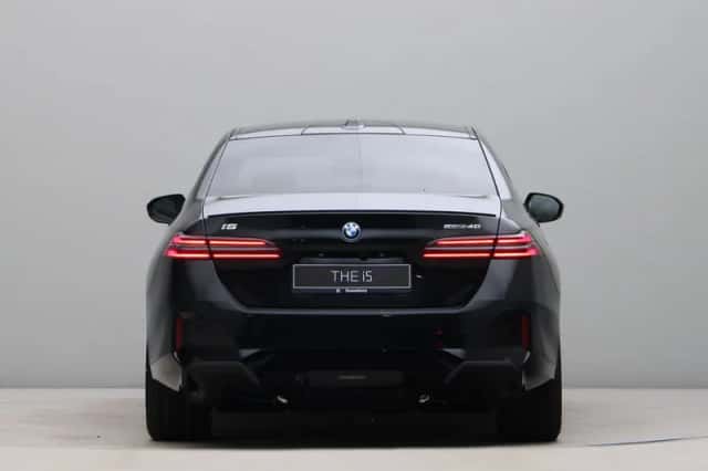BMW i5 (2026) thumbnail 10
