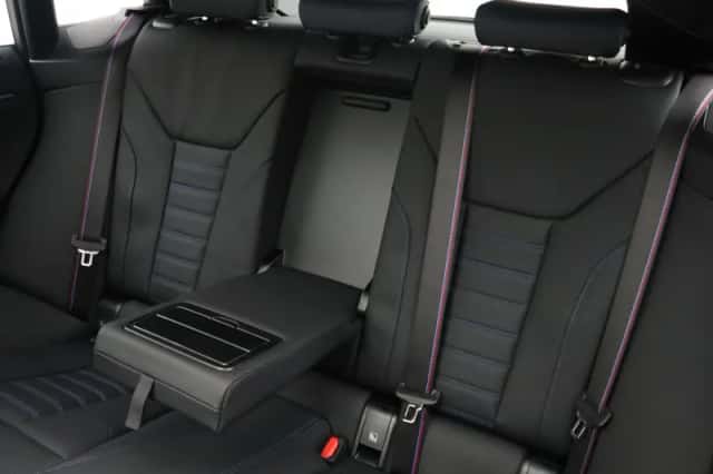 BMW i4 (2026) thumbnail 17