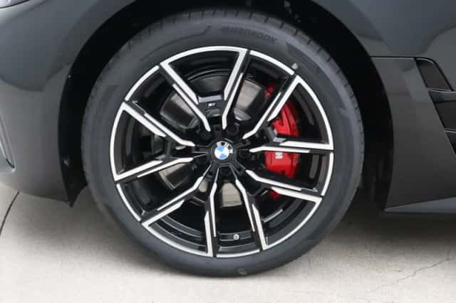 BMW i4 (2026) thumbnail 20