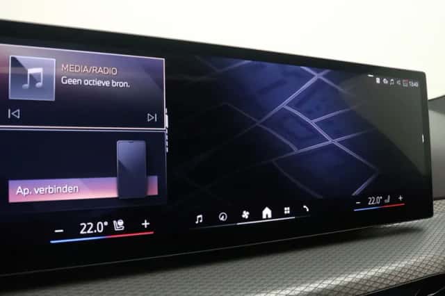 BMW i4 (2026) thumbnail 25