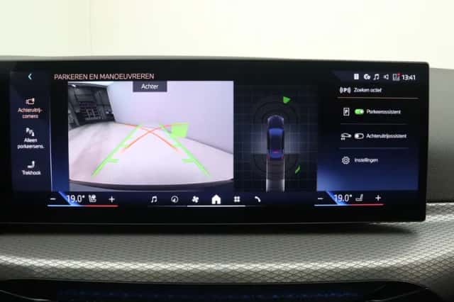 BMW i4 (2026) thumbnail 26