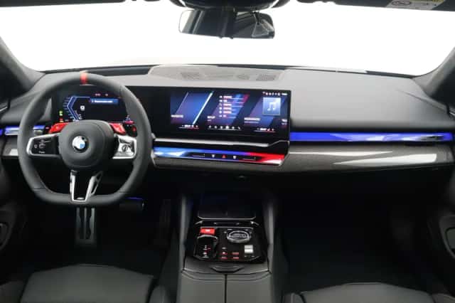 BMW M5 (2026) thumbnail 13
