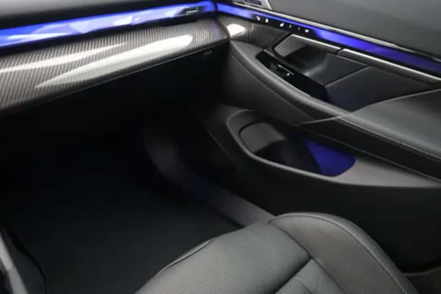 BMW M5 (2026) thumbnail 15