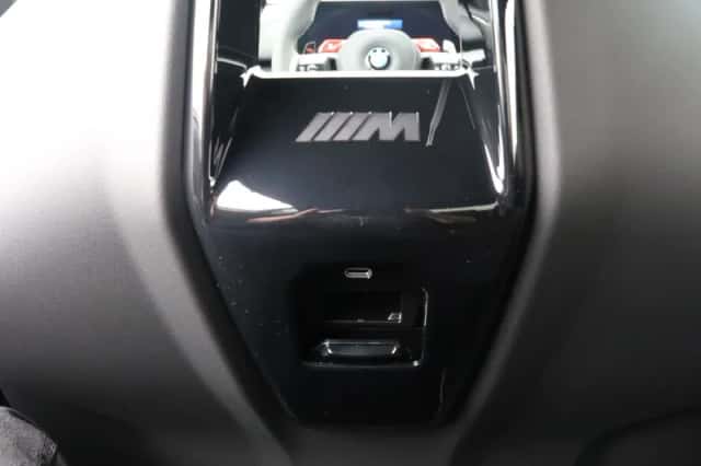 BMW M5 (2026) thumbnail 25