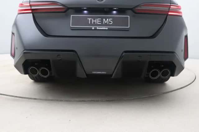 BMW M5 (2026) thumbnail 32