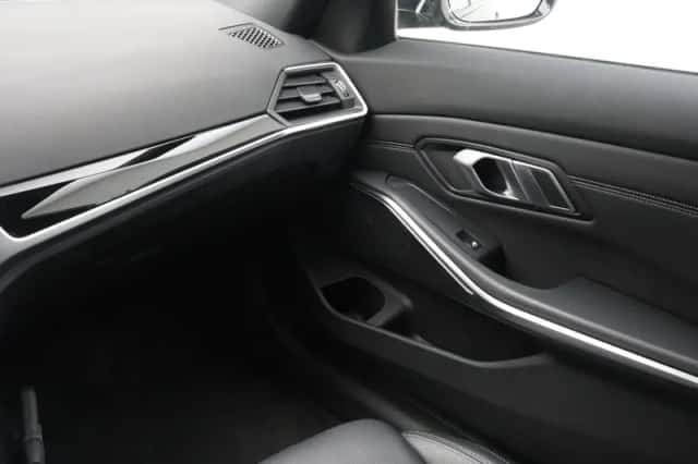 BMW 3-Serie (2021) thumbnail 14