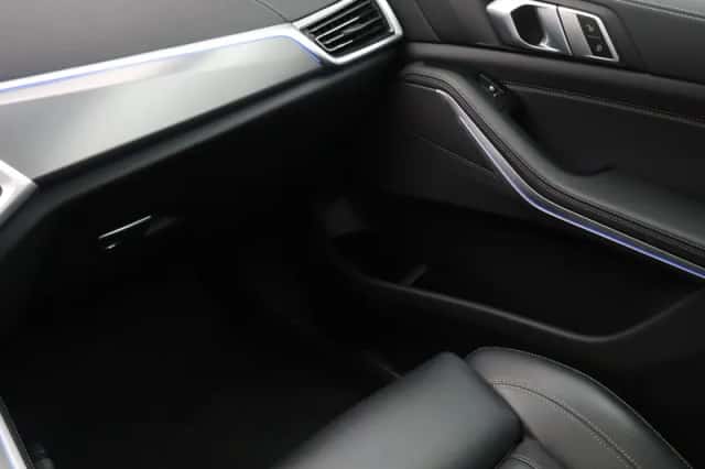 BMW X5 (2022) thumbnail 14