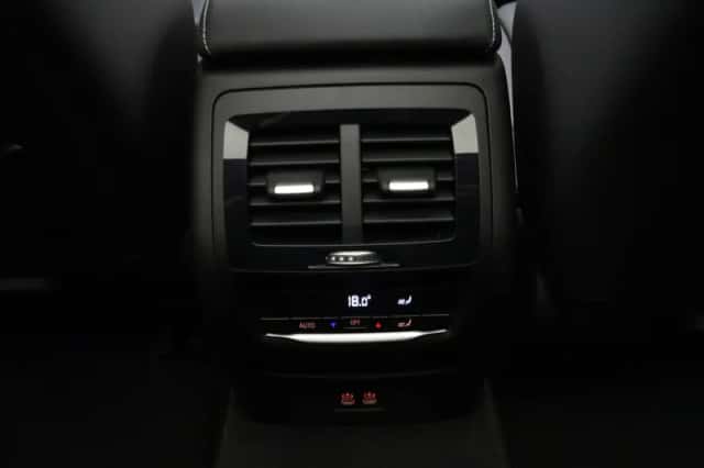 BMW iX3 (2021) thumbnail 17