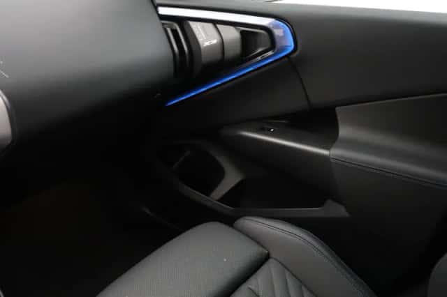 BMW X3 (2025) thumbnail 13