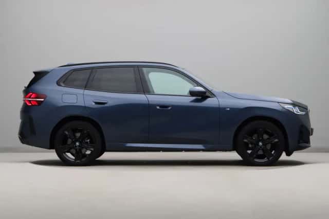 BMW X3 (2025) thumbnail 7