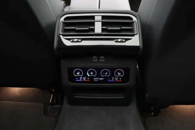 BMW i5 (2025) thumbnail 18