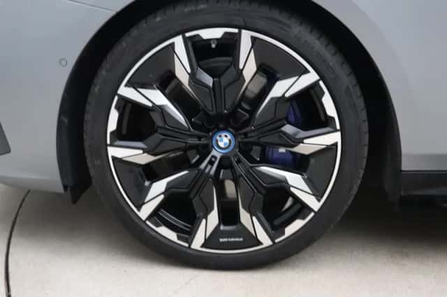 BMW i5 (2025) thumbnail 19