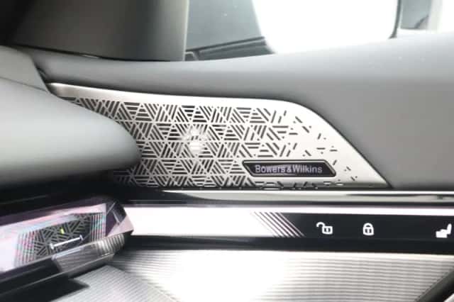 BMW i5 (2025) thumbnail 22